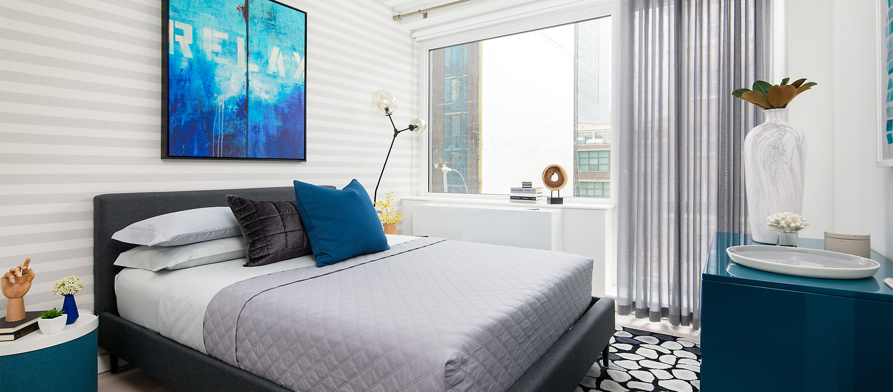 luna lic bedroom