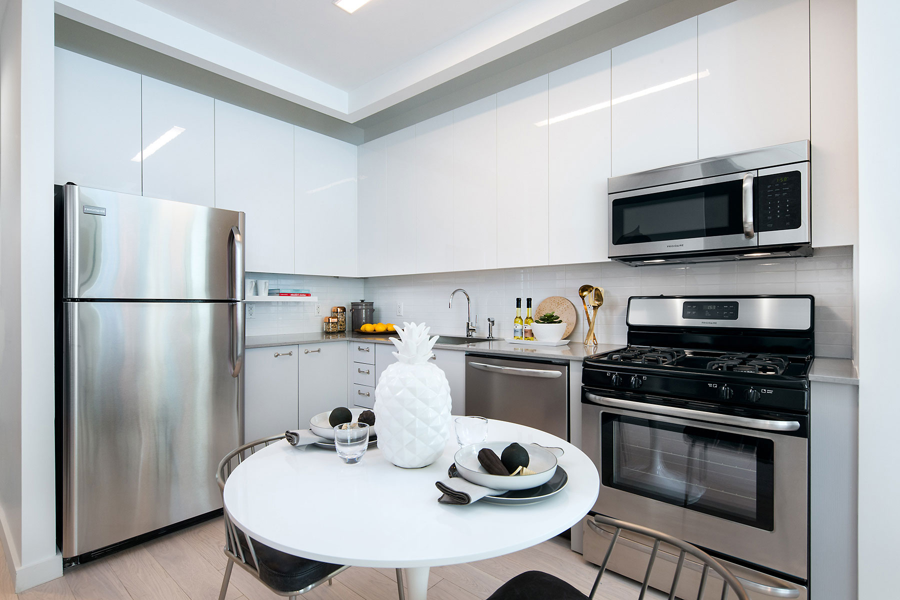 luna lic kitchen