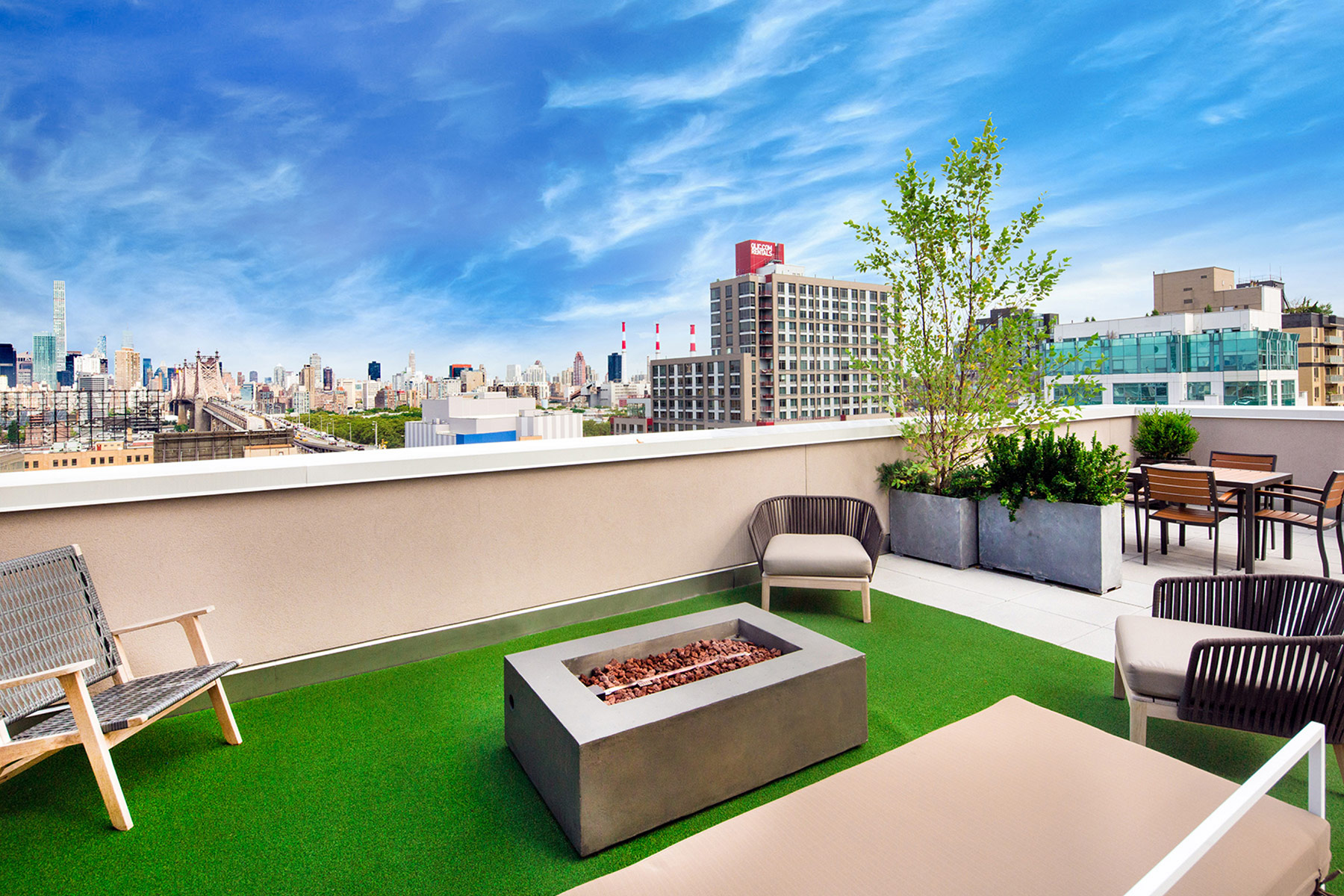 luna roof deck lounge